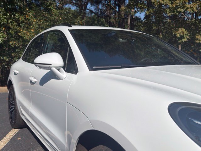 Used 2023 Porsche Macan AWD/4WD image 6