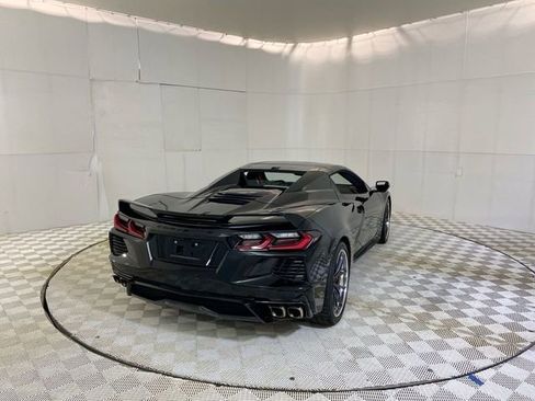 Used 2021 Chevrolet Corvette Stingray Premium Conv w/ Z51 Performance Package RWD image 17