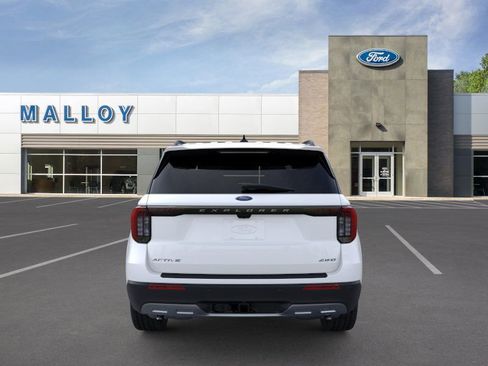 New 2026 Ford Explorer Active w/ Active Comfort Package image 5