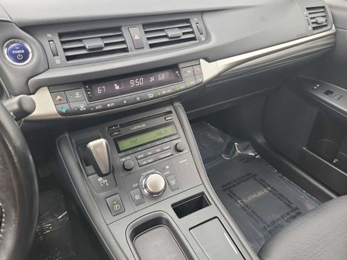 Used 2016 Lexus CT 200h w/ Accessory Package 2 FWD image 24
