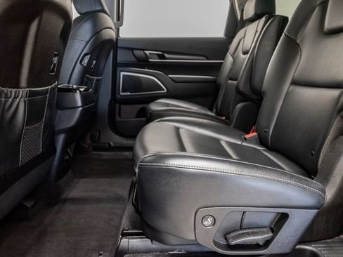 Certified 2025 Kia Telluride S AWD/4WD image 26