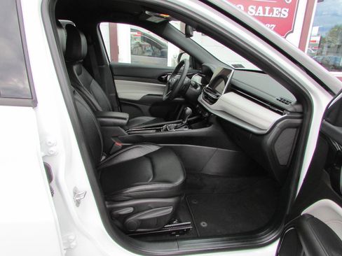 Used 2025 Jeep Compass Limited AWD/4WD image 8