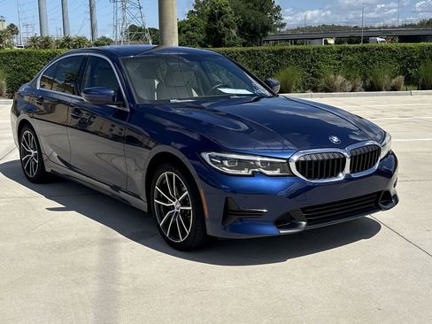 Used 2019 BMW 330i Sedan w/ Convenience Package RWD image 12