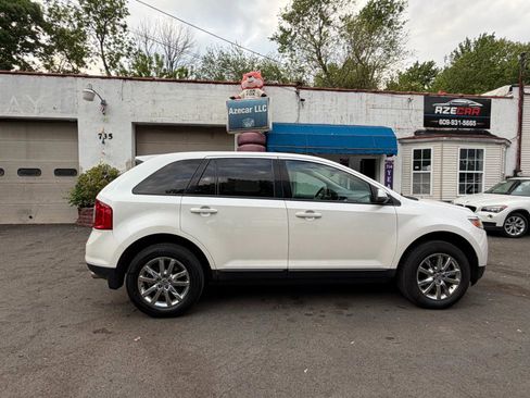 Used 2014 Ford Edge SEL w/ Equipment Group 205A AWD/4WD image 9
