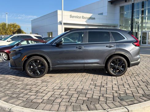 Used 2024 Honda CR-V Sport Touring image 12