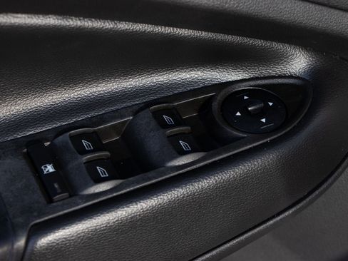 Used 2017 Ford Escape S image 40