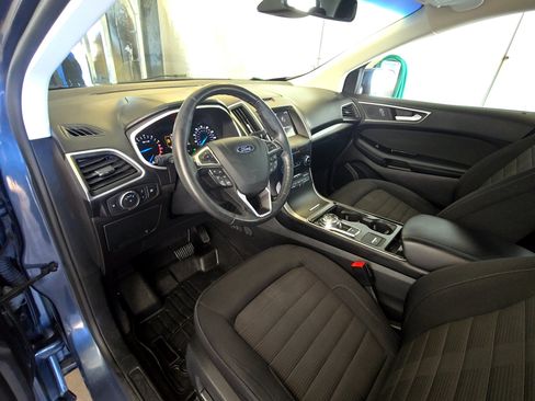 Used 2019 Ford Edge SEL image 11