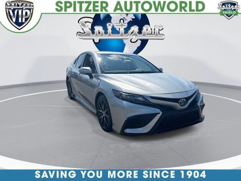 Used 2021 Toyota Camry SE w/ Cold Weather Package AWD/4WD image 2