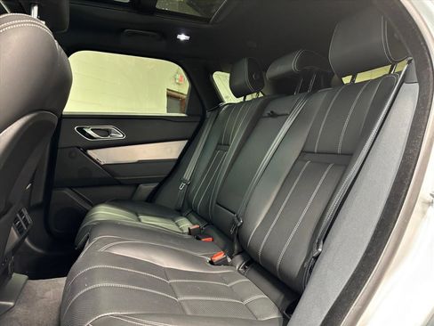 Used 2023 Land Rover Range Rover Velar R-Dynamic S image 29