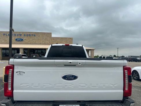 Used 2025 Ford F350 Lariat w/ Lariat Ultimate Package AWD/4WD image 4