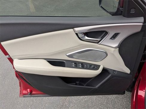 Certified 2025 Acura RDX w/ Technology Package image 35