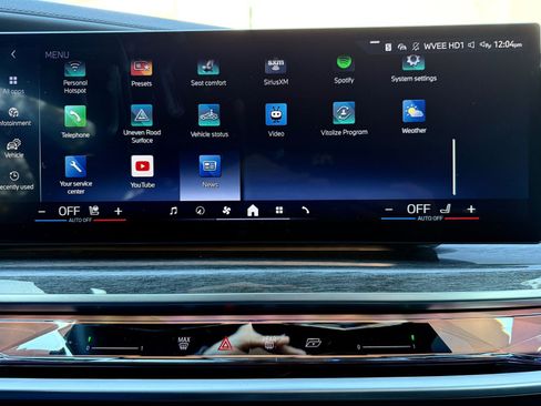 Used 2024 BMW i7 eDrive50 w/ M Sport Package image 30