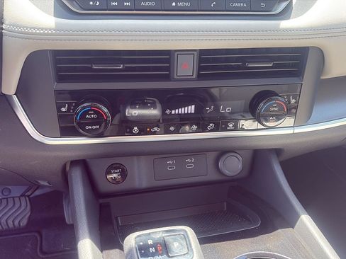 Used 2026 Nissan Rogue Dark Armor AWD/4WD image 18