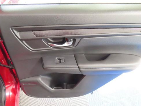 Used 2025 Honda CR-V LX image 30