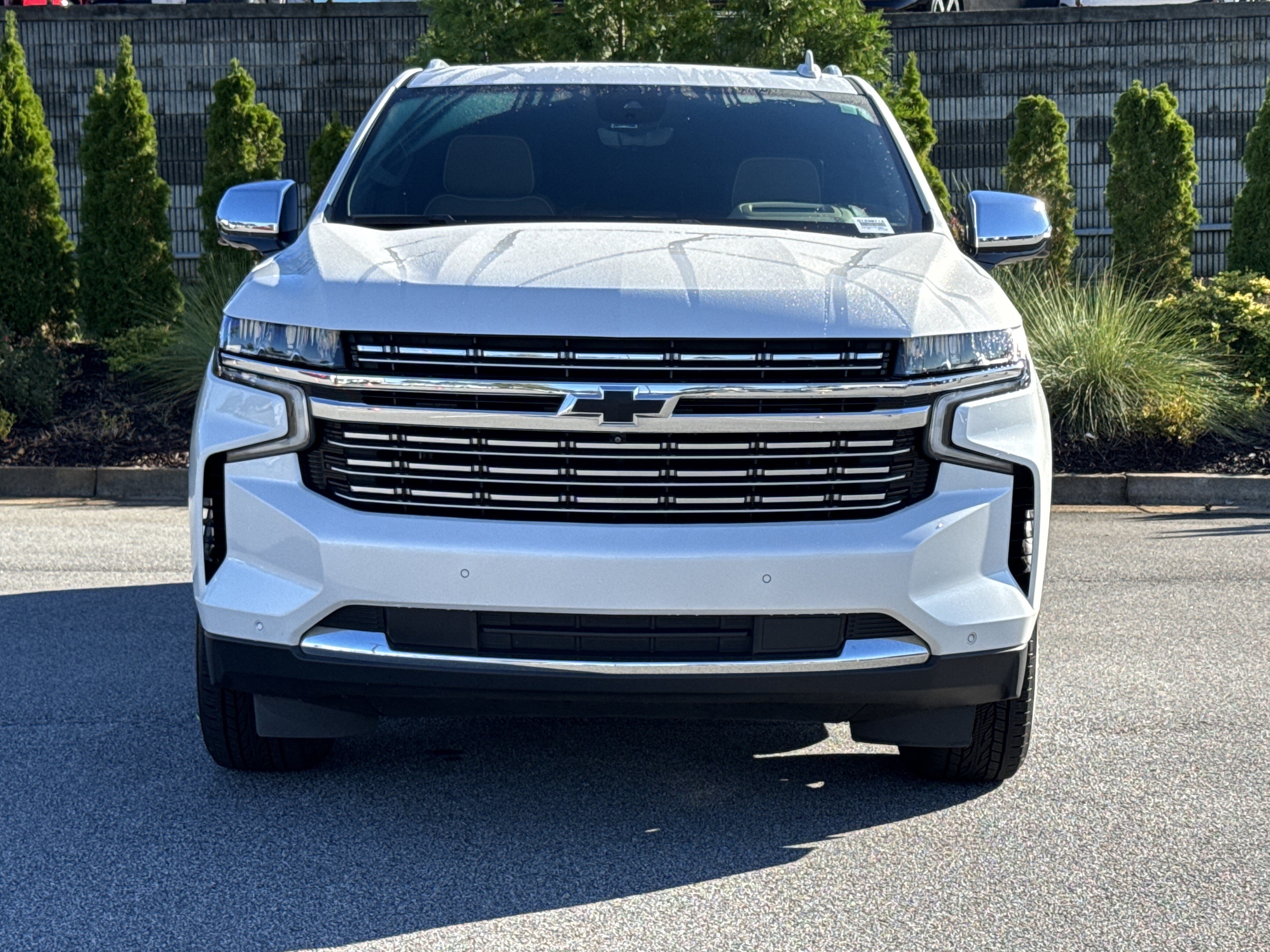 Used 2024 Chevrolet Tahoe Premier w/ Premium Package RWD image 3