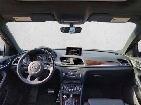 Used 2018 Audi Q3 2.0T Premium w/ Convenience Package FWD image 18