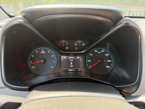 Used 2018 Chevrolet Colorado W/T AWD/4WD image 7
