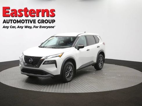 Used 2023 Nissan Rogue S AWD/4WD image 50
