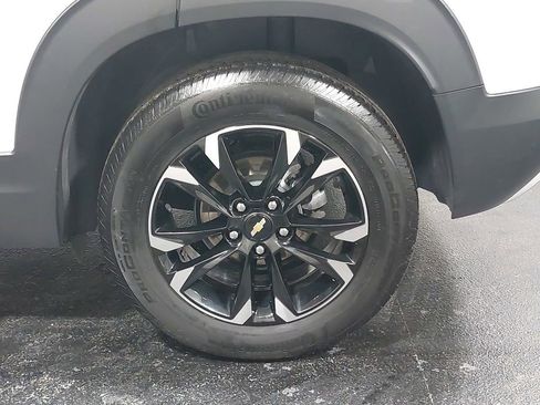 Used 2023 Chevrolet TrailBlazer LT image 33