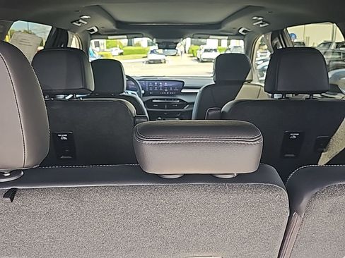 New 2026 Buick Enclave Sport Touring w/ Power Package image 7