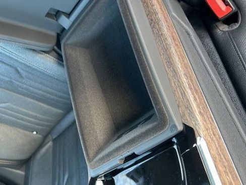 Used 2022 Audi A8 L 3.0T image 43