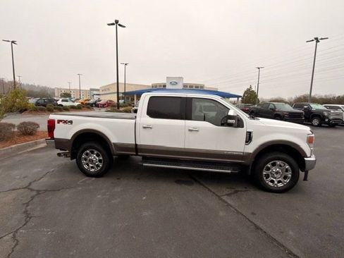 Used 2020 Ford F250 Lariat image 11