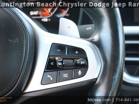 Used 2022 BMW 330i xDrive Sedan w/ M Sport Package image 17