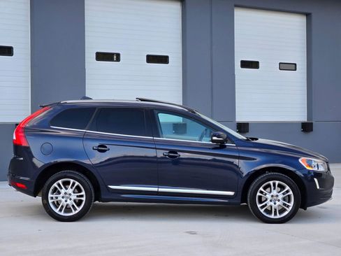 Used 2015 Volvo XC60 T5 image 9