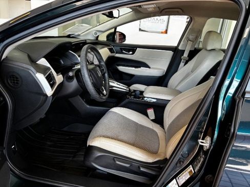 Used 2018 Honda Clarity Plug-In Hybrid image 17