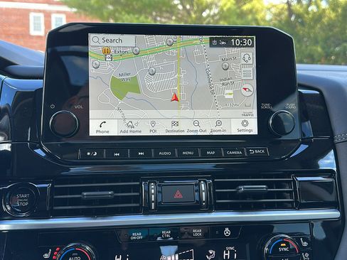 Used 2025 Nissan Pathfinder Platinum image 19