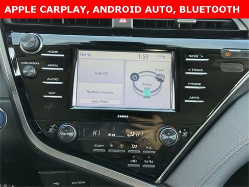 Certified 2020 Toyota Camry LE image 3