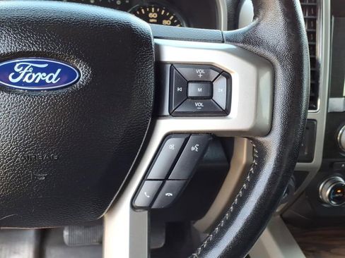 Used 2018 Ford F150 Lariat w/ Equipment Group 502A Luxury image 21