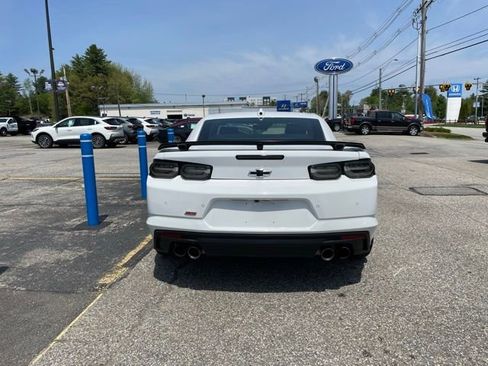 Used 2023 Chevrolet Camaro SS RWD image 5