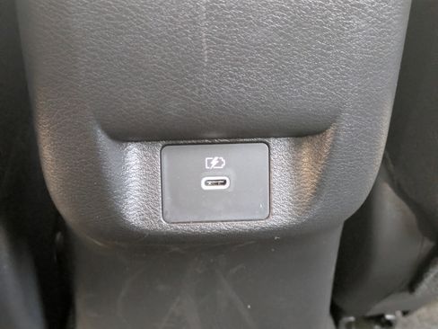 Used 2023 Nissan Versa SR w/ Trunk Package image 14