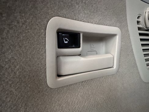 Used 2018 Nissan Murano Platinum image 29