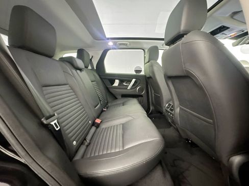 Used 2025 Land Rover Discovery Sport S image 27