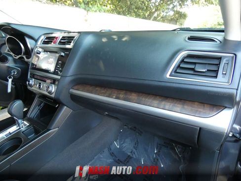 Used 2015 Subaru Outback 2.5i Limited AWD/4WD image 32