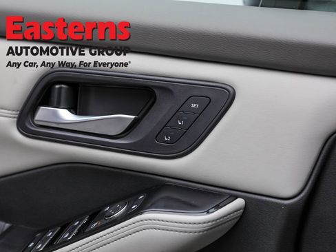 Used 2023 Nissan Rogue SL w/ SL Premium Package image 22