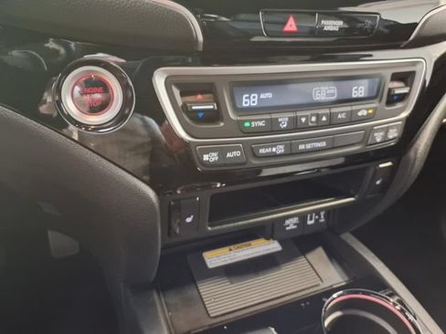 Used 2023 Honda Ridgeline Black Edition image 14