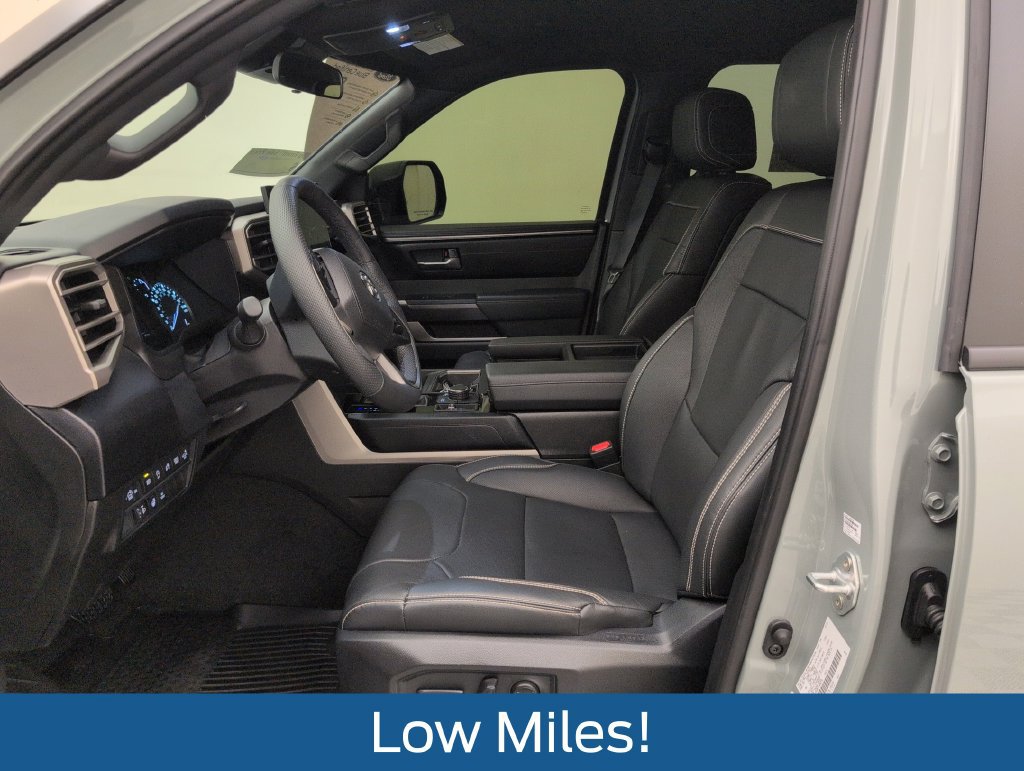 Used 2026 Toyota Tundra SR5 w/ SR5 Premium Package AWD/4WD image 4
