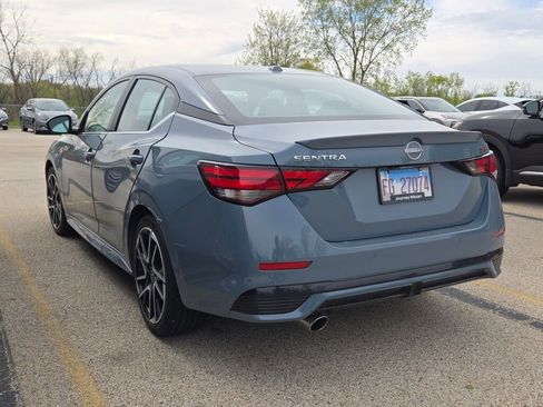 Used 2025 Nissan Sentra SR w/ SR Premium Package FWD image 7