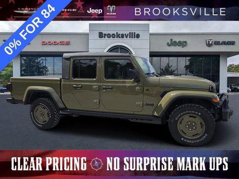 New 2026 Jeep Gladiator Willys AWD/4WD image 1