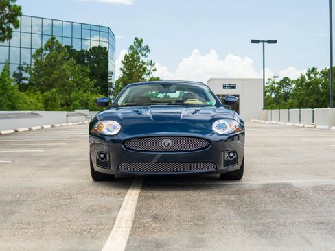 Used 2007 Jaguar XKR R RWD image 2