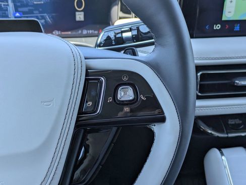 New 2026 Lincoln Aviator Reserve RWD image 29