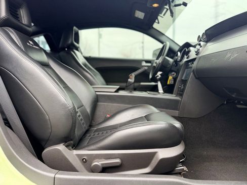 Used 2005 Ford Mustang GT image 14