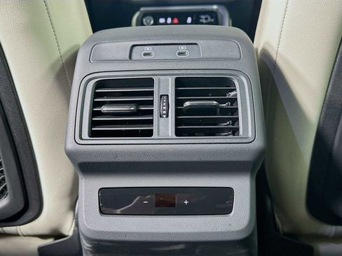 Certified 2025 Audi Q5 Premium Plus w/ Premium Plus image 23