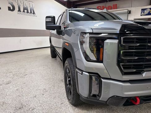 Used 2024 GMC Sierra 3500 AT4 w/ AT4 Premium Plus Package AWD/4WD image 14