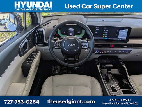 Used 2025 Kia Sorento S w/ Panoramic Sunroof Package FWD image 20