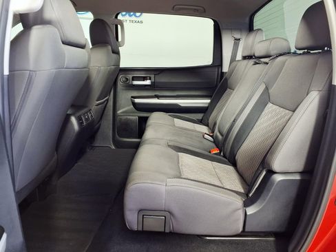 Used 2017 Toyota Tundra SR5 w/ SR5 Upgrade Package RWD image 10
