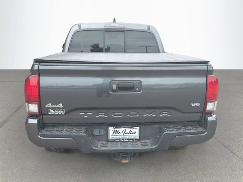 Used 2021 Toyota Tacoma SR AWD/4WD image 5